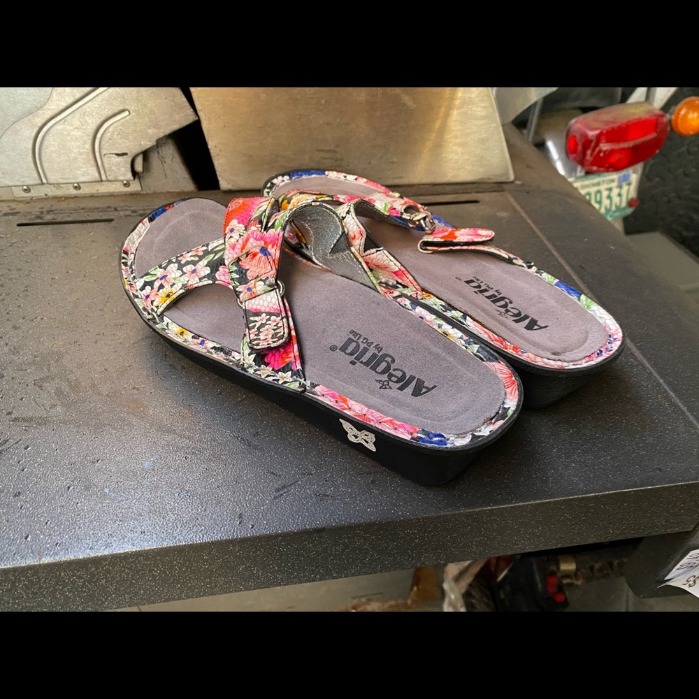 Alegria Vio-725 Multicolor Slide Open Toe Sandals - Picture 8 of 11